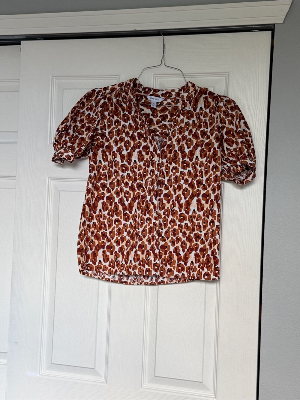 Nine West Rust Leopard Print Puff Sleeve Blouse